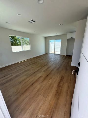 13913 Del sur, Pacoima, CA 91331