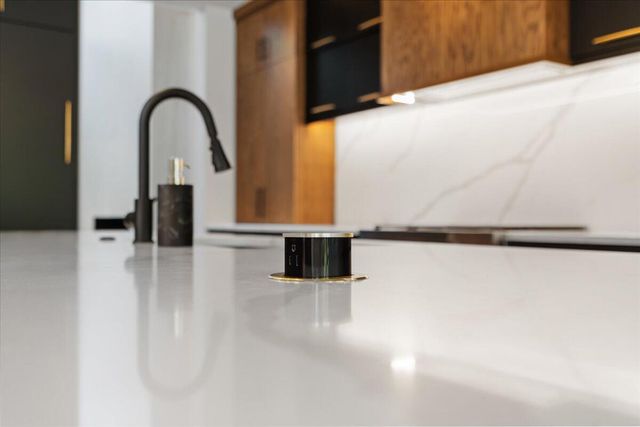 2420 Flying Ebony Drive, Lexington, KY 40509