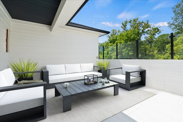 2420 Flying Ebony Drive, Lexington, KY 40509