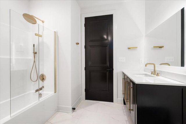 2420 Flying Ebony Drive, Lexington, KY 40509