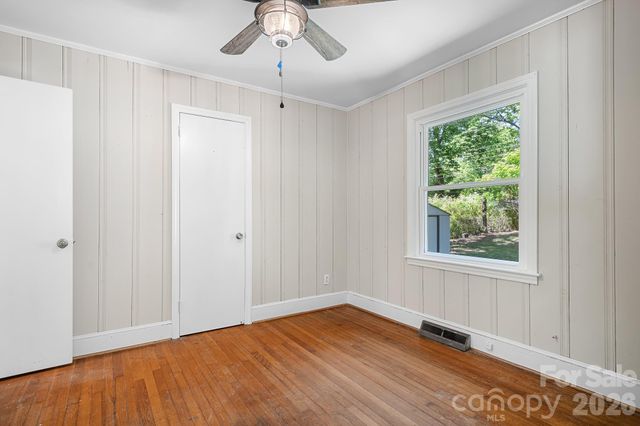3960 Bristol Drive, Charlotte, NC 28208