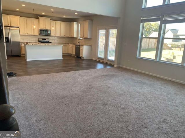 5650 Mirror Lake Drive, Cumming, GA 30028