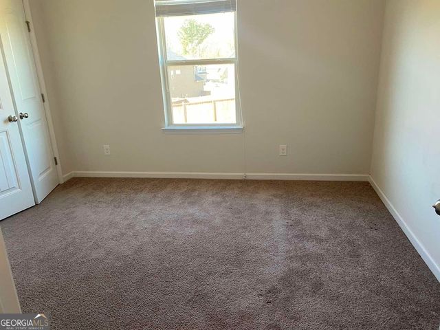 5650 Mirror Lake Drive, Cumming, GA 30028