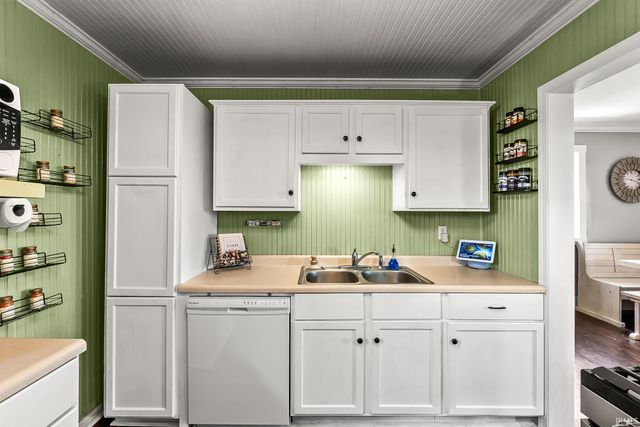 4825 S 700 W, Mentone, IN 46539