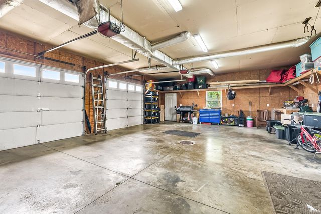 4825 S 700 W, Mentone, IN 46539