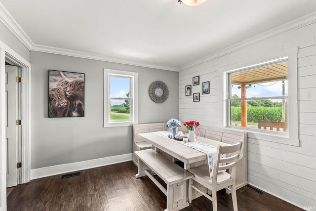 4825 S 700 W, Mentone, IN 46539