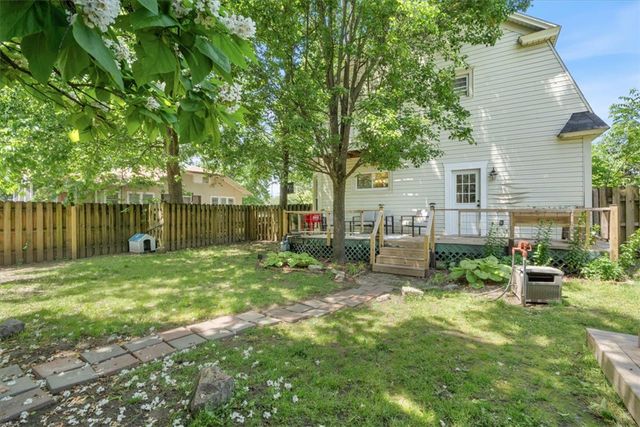 411 N Broadway Street, Siloam Springs, AR 72761