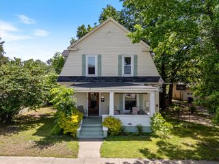 411 N Broadway Street, Siloam Springs, AR 72761