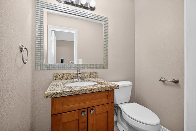 25709 Parkway Drive, Huffman, TX 77336