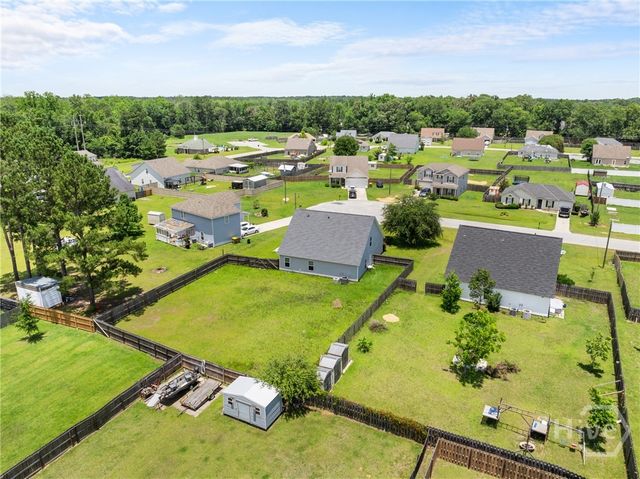 35 Oscar Court, Ellabell, GA 31308