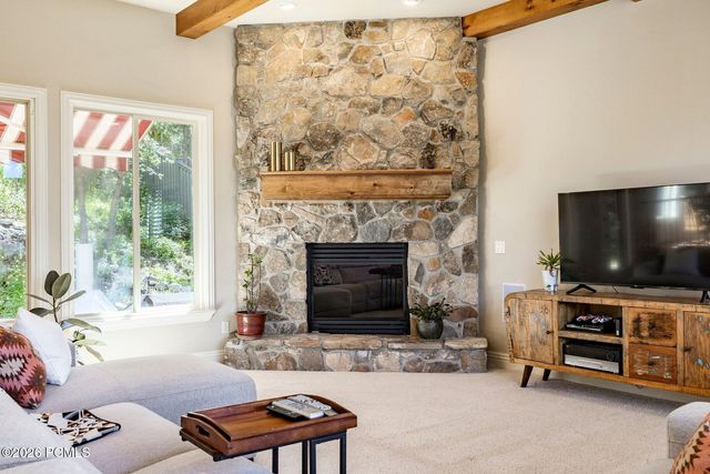 702 S Woodbriar Way, North Salt Lake, UT 84054