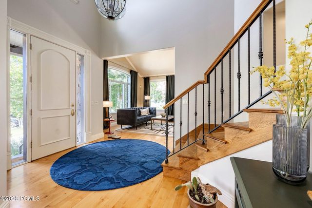 702 S Woodbriar Way, North Salt Lake, UT 84054