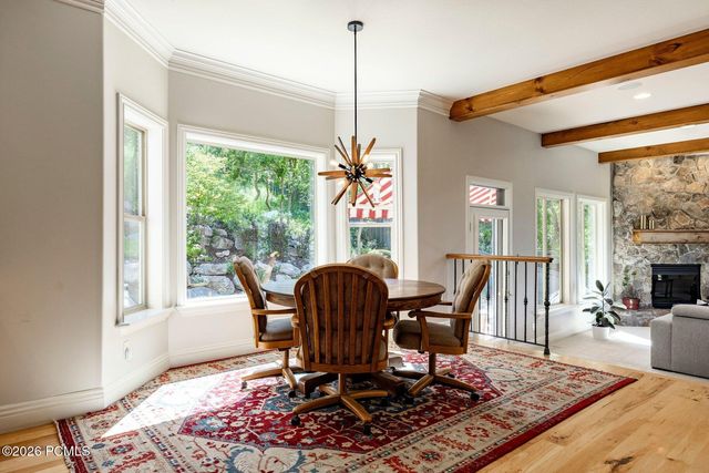702 S Woodbriar Way, North Salt Lake, UT 84054