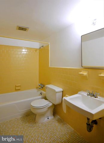 2603 BEACON HILL RD, Alexandria, VA 22306