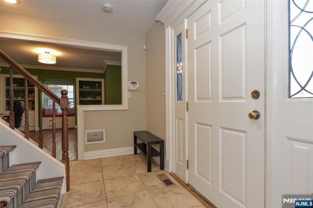 35 Oak Ridge Road, Ramsey, NJ 07446