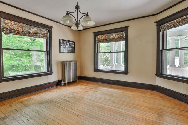 108 Ponemah Road, Amherst, NH 03031