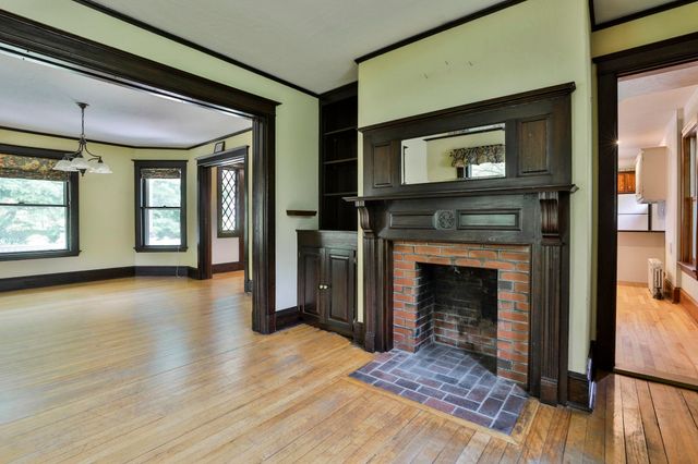 108 Ponemah Road, Amherst, NH 03031