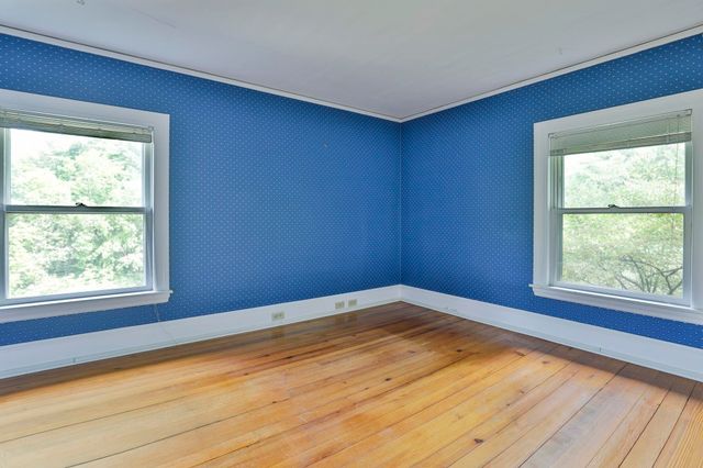 108 Ponemah Road, Amherst, NH 03031