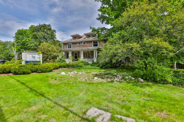 108 Ponemah Road, Amherst, NH 03031