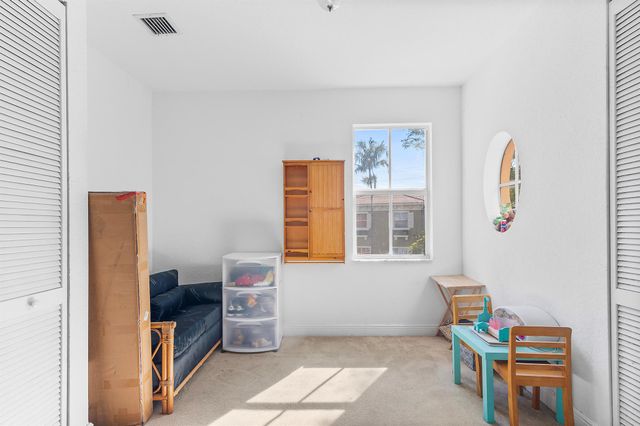 247 Lake Monterey Circle, Boynton Beach, FL 33426