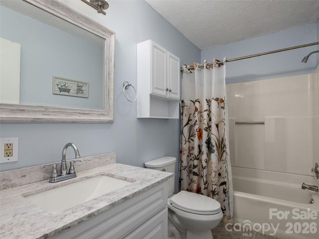 403 Lower Grassy Branch Road, Asheville, NC 28805