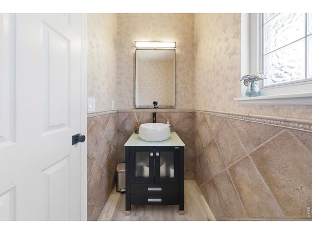 8890 Longs Peak Cir, Windsor, CO 80550