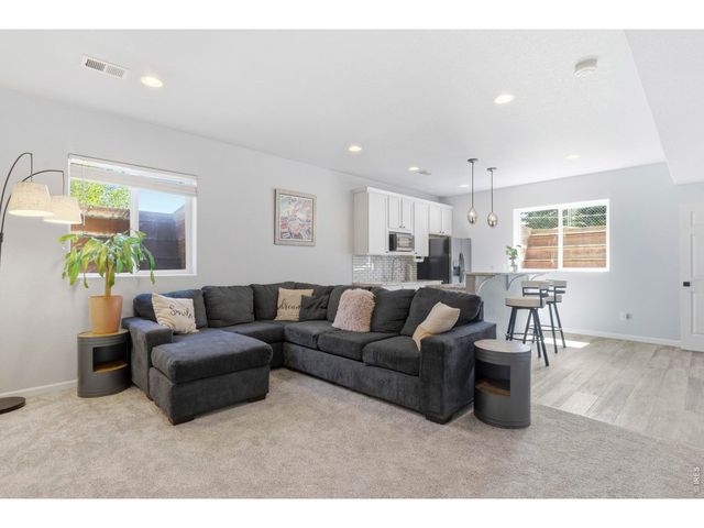 8890 Longs Peak Cir, Windsor, CO 80550