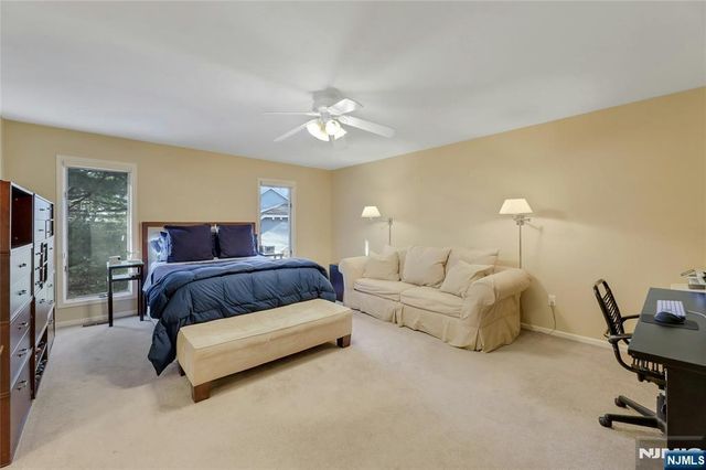 10 Greenup Court, Wayne, NJ 07470