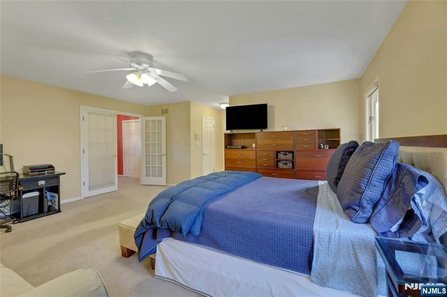 10 Greenup Court, Wayne, NJ 07470