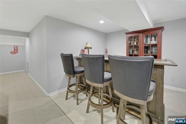 10 Greenup Court, Wayne, NJ 07470