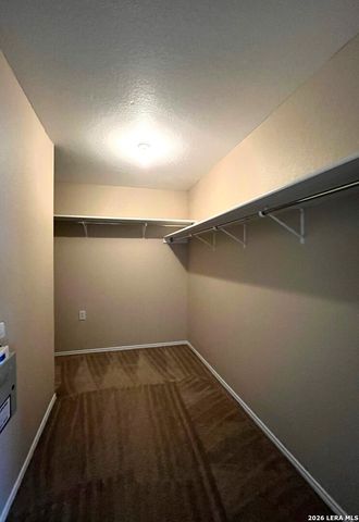 9 Sulfur Cyn, San Antonio, TX 78247