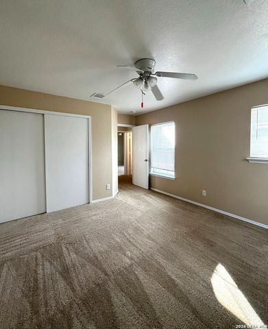 9 Sulfur Cyn, San Antonio, TX 78247