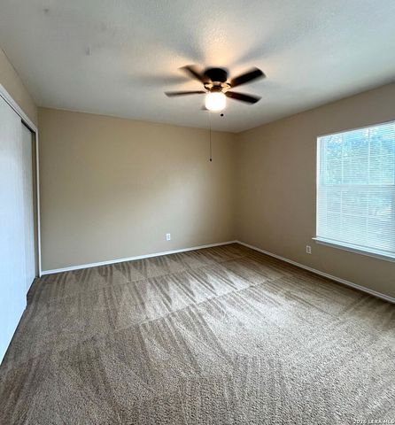 9 Sulfur Cyn, San Antonio, TX 78247