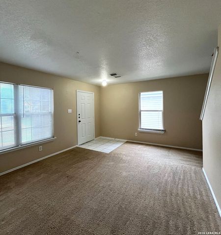 9 Sulfur Cyn, San Antonio, TX 78247