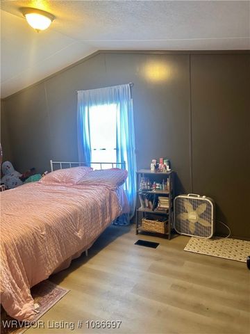 403 N Indiana Avenue, Panama, OK 74951