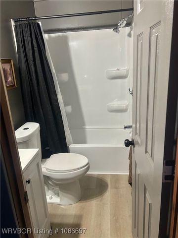 403 N Indiana Avenue, Panama, OK 74951