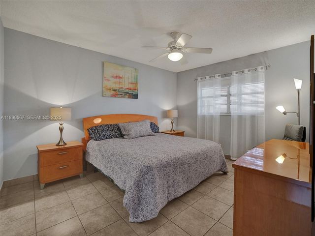 3506 NW 49th Avenue 508, Lauderdale Lakes, FL 33319