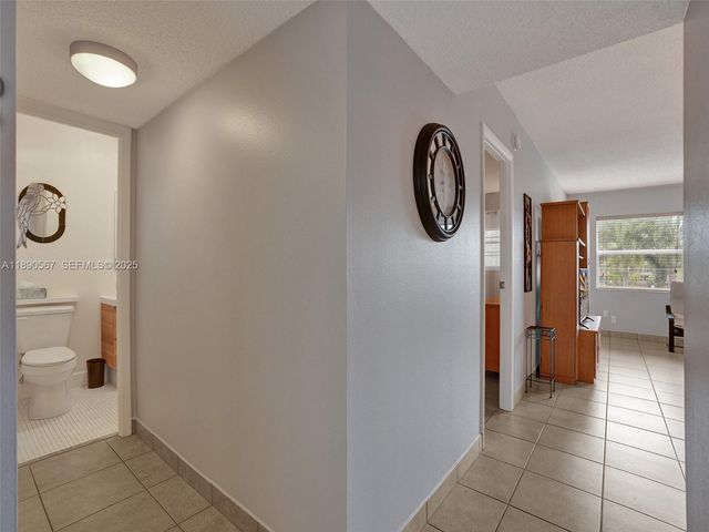 3506 NW 49th Avenue 508, Lauderdale Lakes, FL 33319