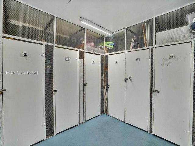 3506 NW 49th Avenue 508, Lauderdale Lakes, FL 33319