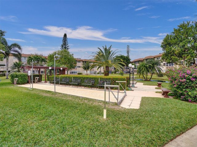 3506 NW 49th Avenue 508, Lauderdale Lakes, FL 33319