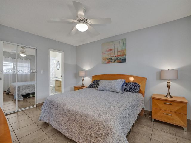 3506 NW 49th Avenue 508, Lauderdale Lakes, FL 33319