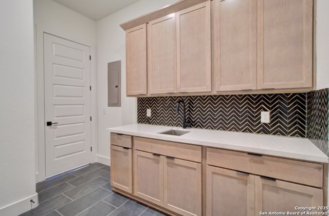 5911 Verandas Way, San Antonio, TX 78257