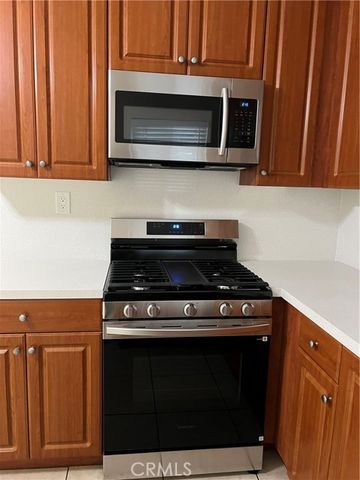 94 N San Mateo F, Redlands, CA 92373