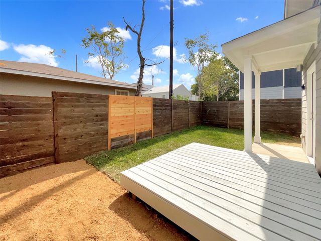 6213 Felix Ave B, Austin, TX 78741