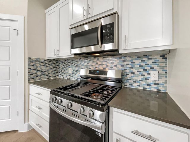 6213 Felix Ave B, Austin, TX 78741