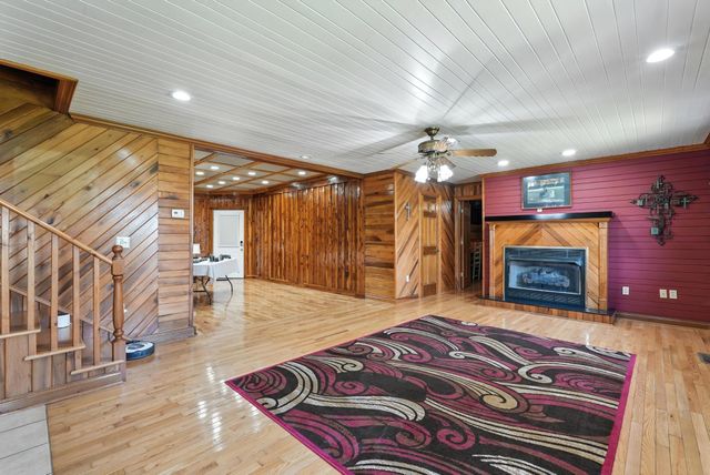 1880 Clydeton Rd, Waverly, TN 37185