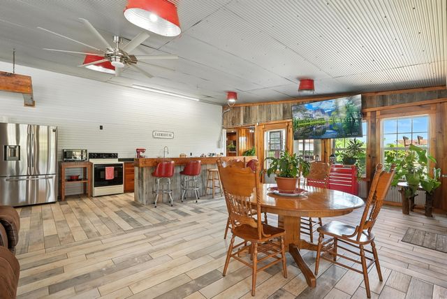 1880 Clydeton Rd, Waverly, TN 37185