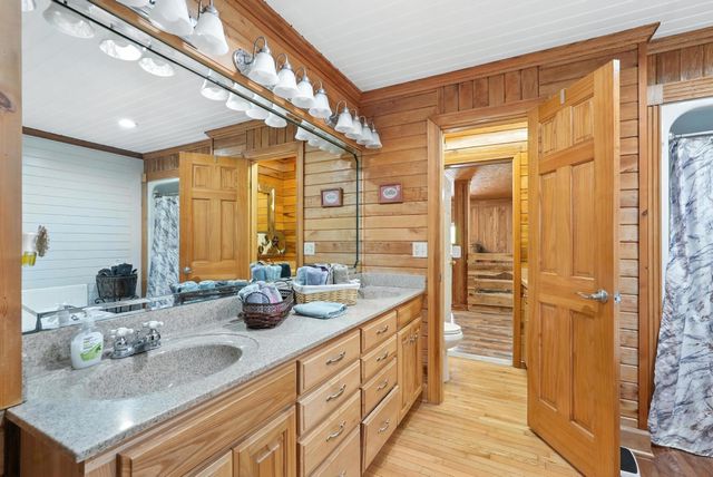 1880 Clydeton Rd, Waverly, TN 37185