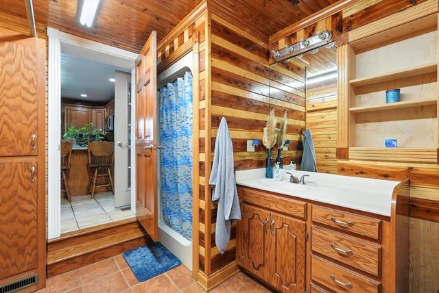 1880 Clydeton Rd, Waverly, TN 37185