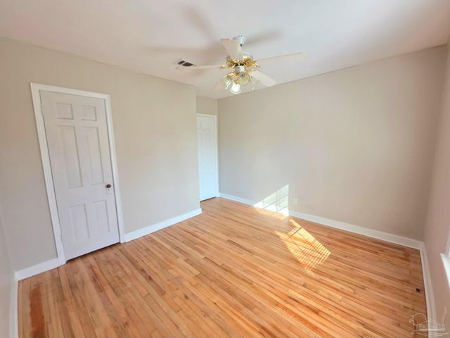 120 W Lakeview Ave, Pensacola, FL 32501